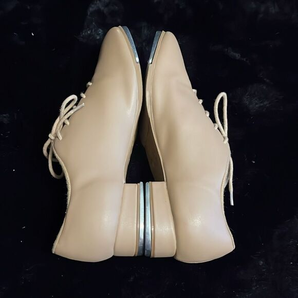 So DancaCream Lace-Up Tap Shoes - Picture 5 of 8